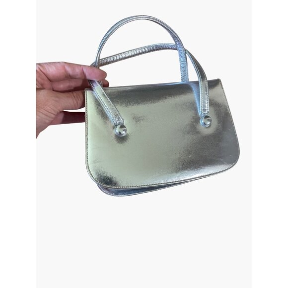 Vintage Silver Metallic Small Handbag With Accordion Sides & Top Handle - Picture 3 of 4